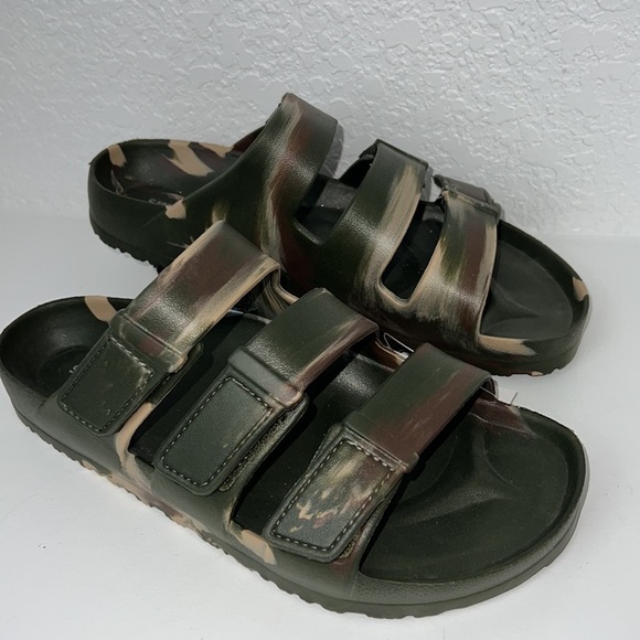 Sun + Stone Camo Mens Bowie Sandal Army Camo Beach Coastal Slip On Slide Sandal - Picture 2 of 4